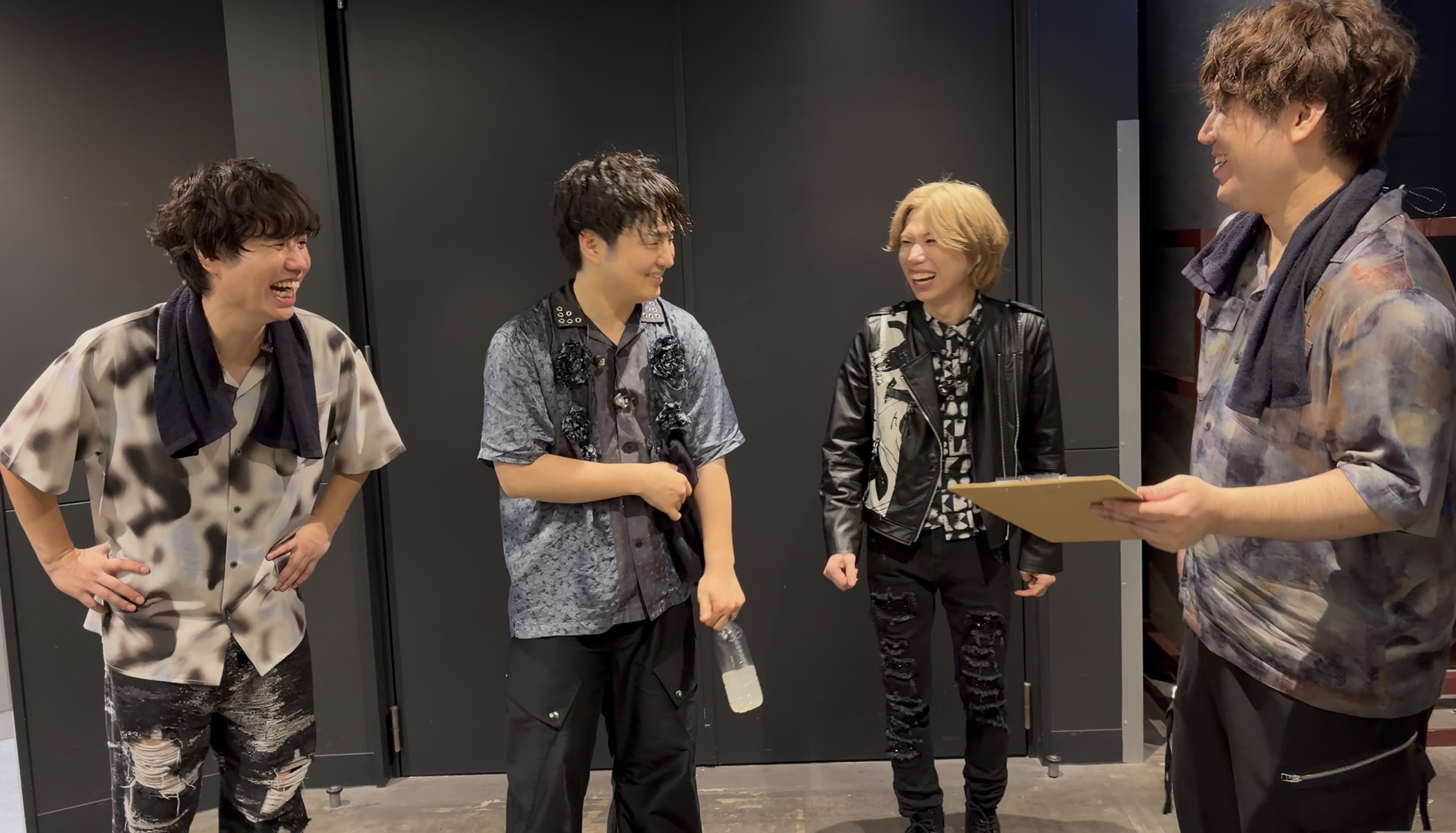 Official髭男dism