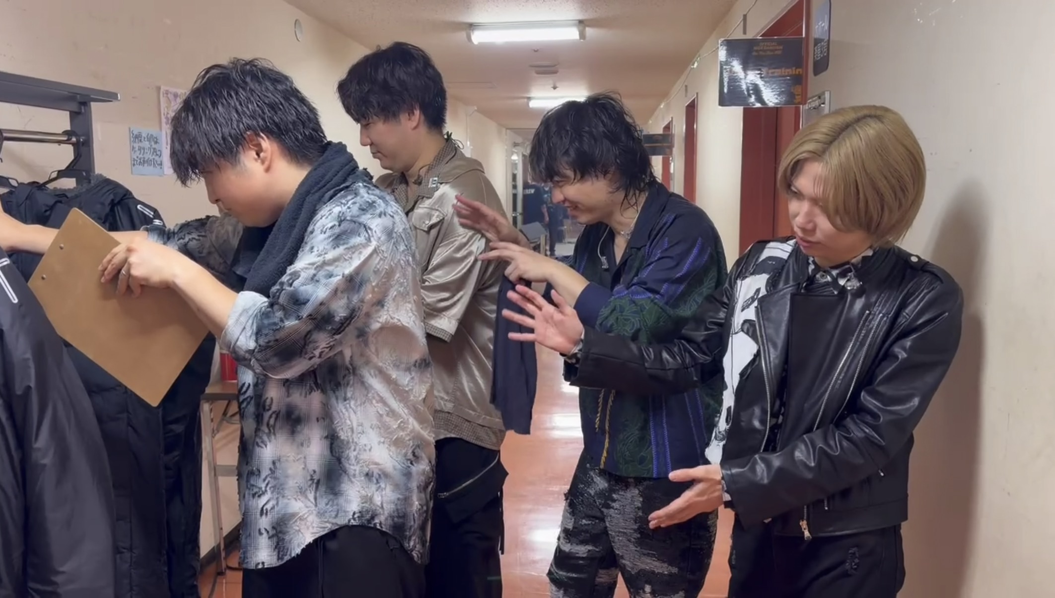 Official髭男dism