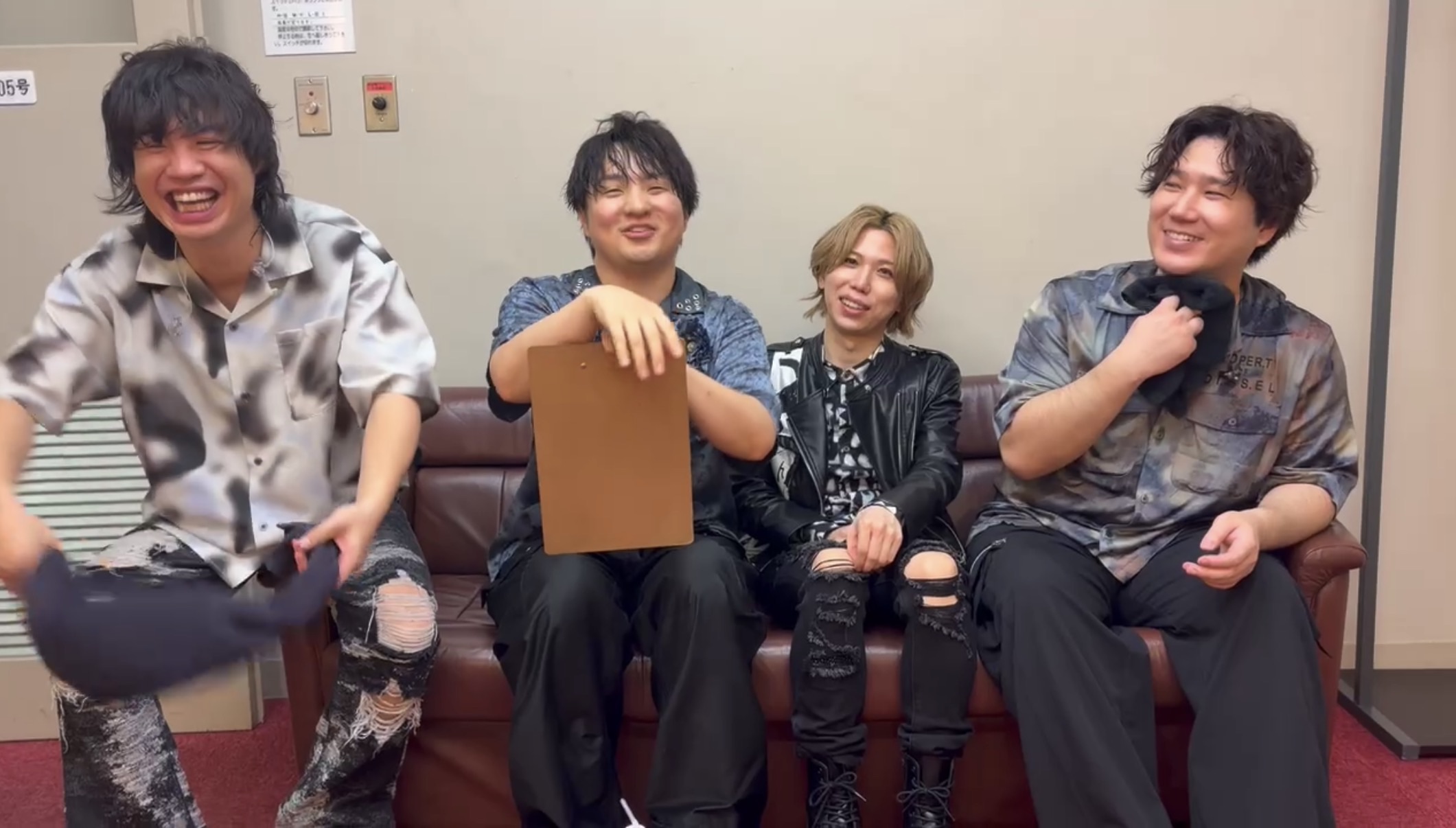 Official髭男dism