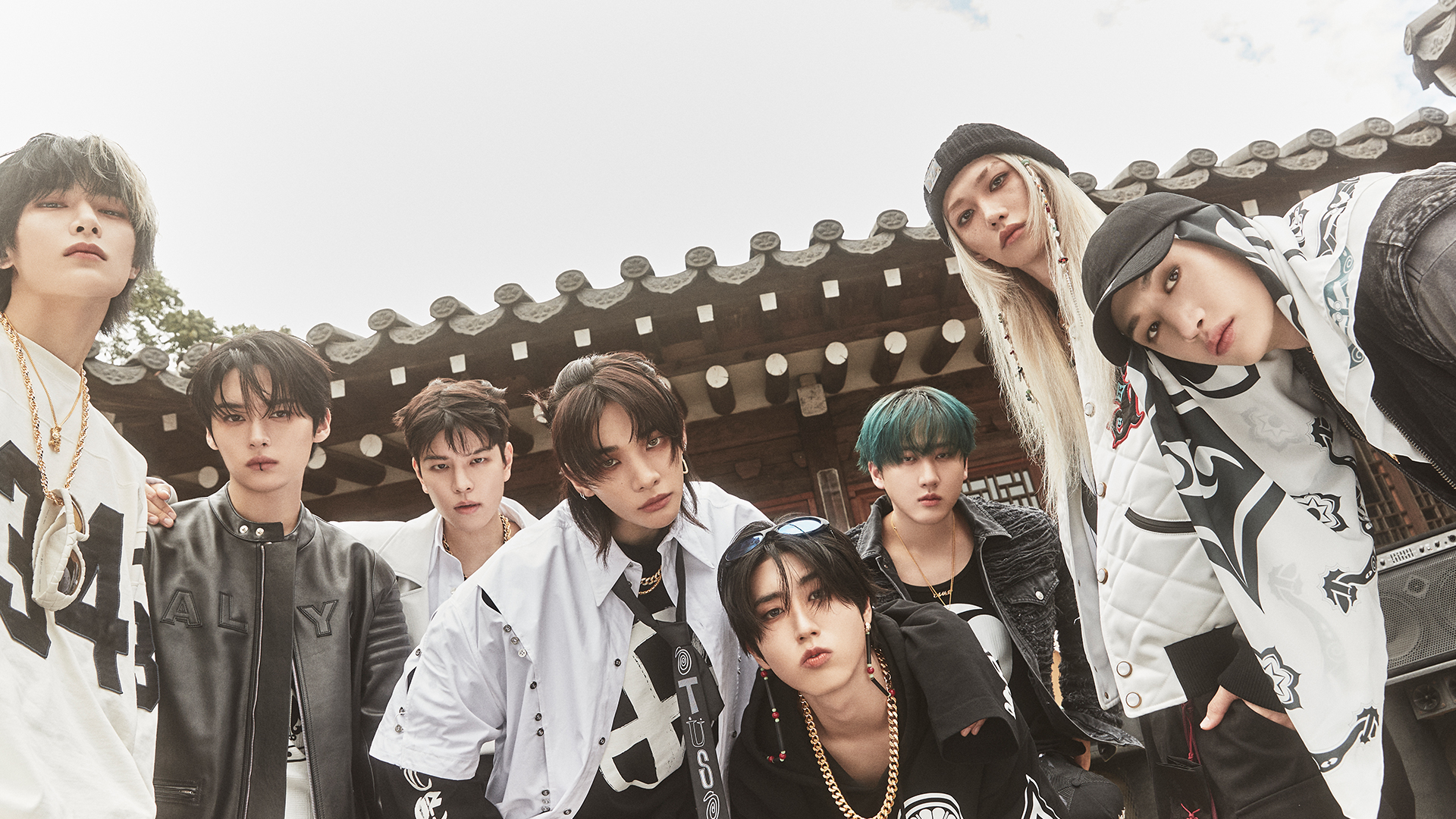 Stray Kids
