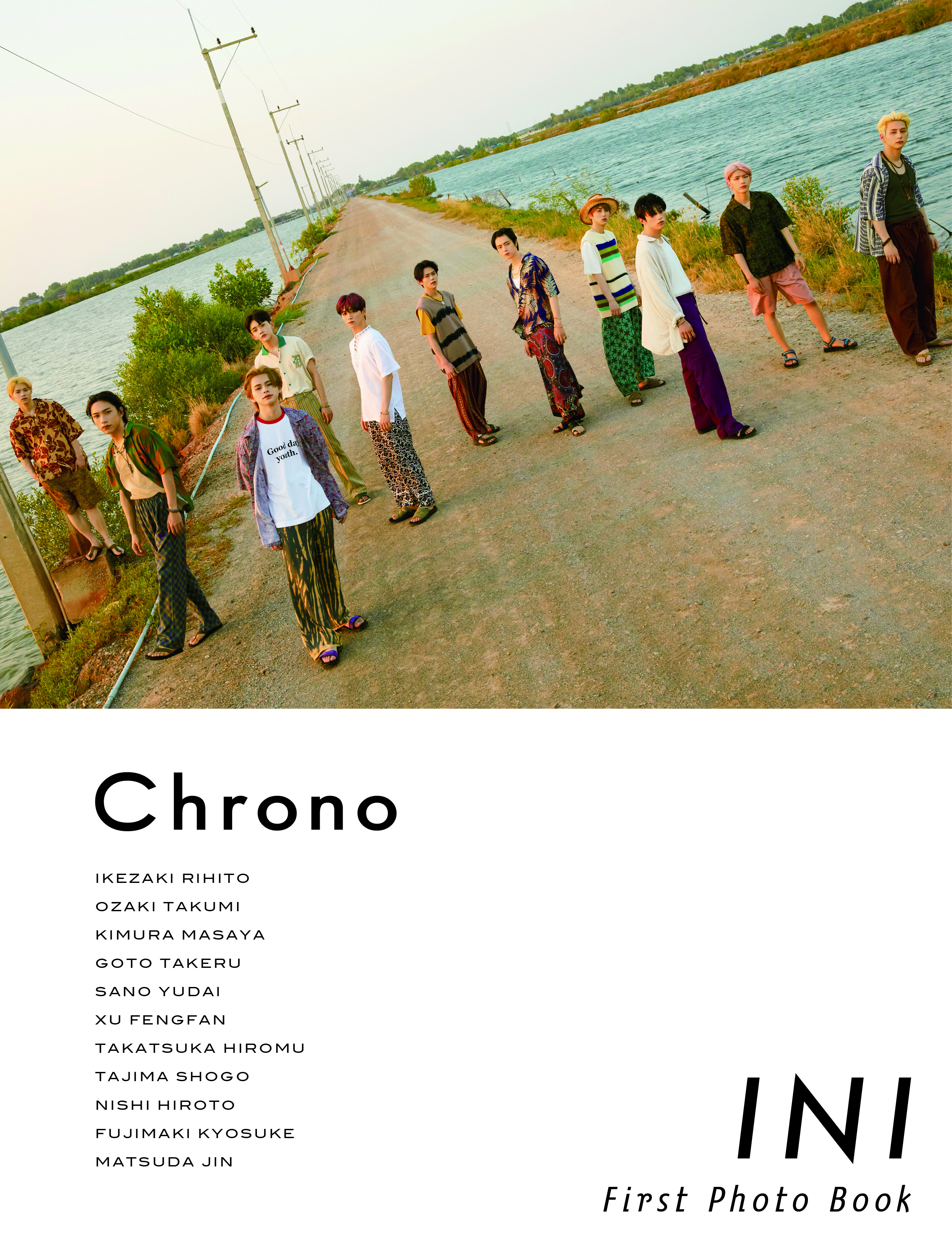 INI ファースト写真集『Chrono』