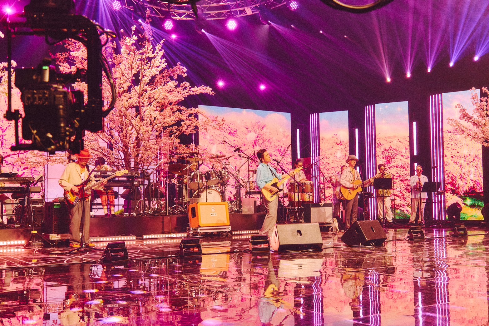 サザンオールスターズ 日本テレビ系「with MUSIC」での「桜、ひらり」パフォーマンス映像がwith MUSIC公式YouTubeチャンネルにて期間限定公開！